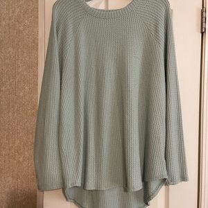 American Eagle shirt